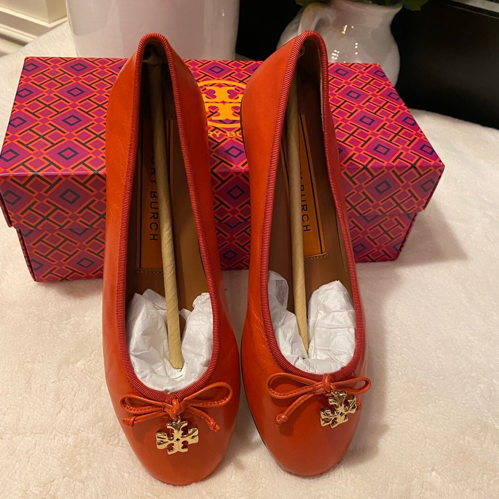 Tory Burch Charm Ballet Flats - Picture 10 of 14